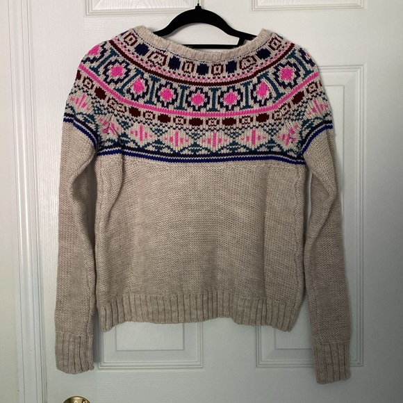 American Eagle Sweater - Picture 2 of 4